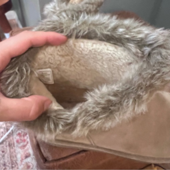 BEARPAW Cozy Tan Fur-Lined Women's Boots size 9 - Picture 7 of 9
